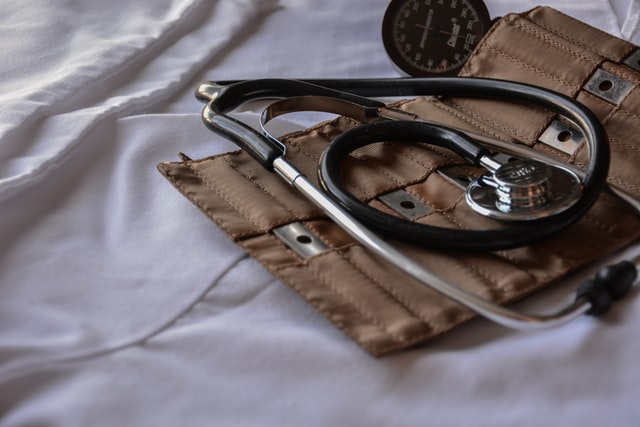 Jakie są zalety korzystania z prywatnych gabinetów lekarskich?